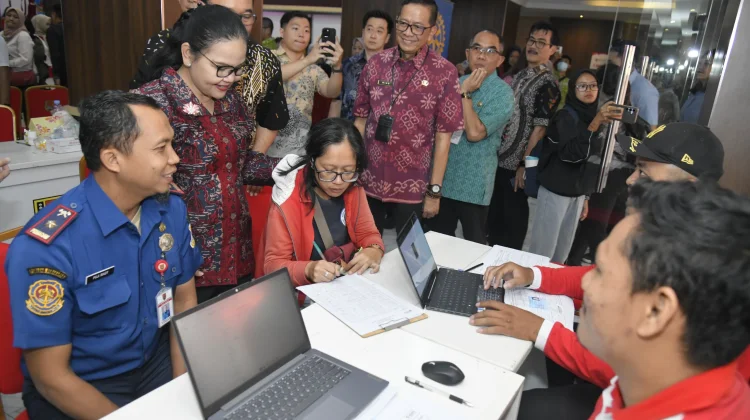 Wali Kota Semarang Buka Skrining Kanker Payudara Gratis, Sasar Perempuan Rentan