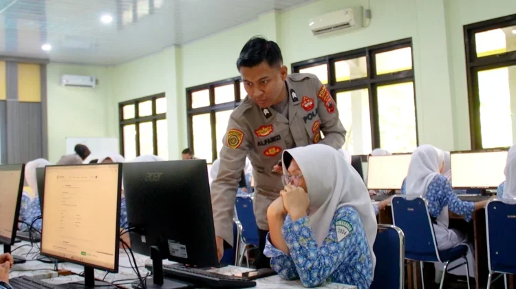 Sosialisasi Paham AI, Polres Pemalang Bekali Pelajar Hadapi Era Digital