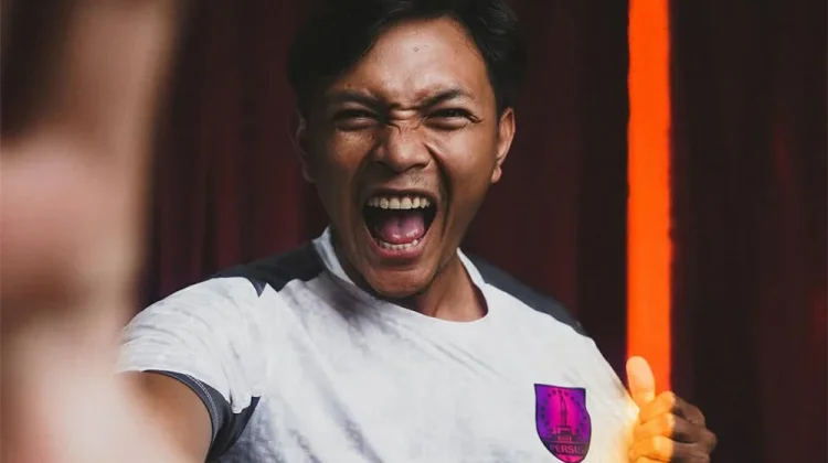 Saddam Gaffar Gabung Persis Solo, Bawa Misi Kembali ke Super League