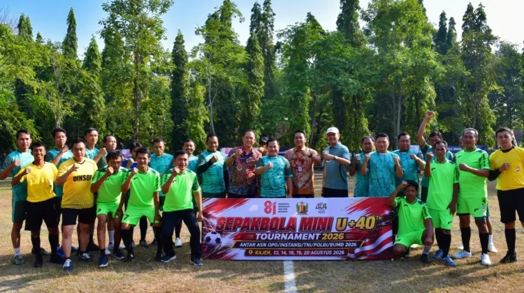 Plt Bupati Pekalongan Turun Lapangan, Turnamen U40+ Jadi Ajang Kebersamaan ASN