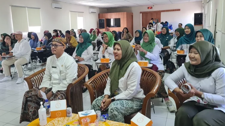 Rotary Club Gandeng RS Mardi Rahayu Kudus, Latih Guru Deteksi Mata Minus pada Anak