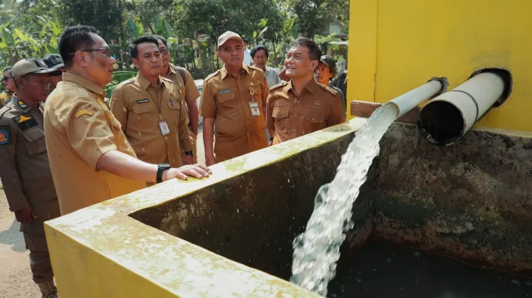 Pompa Irigasi Tenaga Surya Bantu Petani Hadapi Kemarau di Kabupaten Pekalongan
