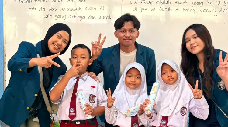 Gerakan Literasi Satu Minggu Satu Buku, KKN Undip Dorong Minat Baca Siswa SDN