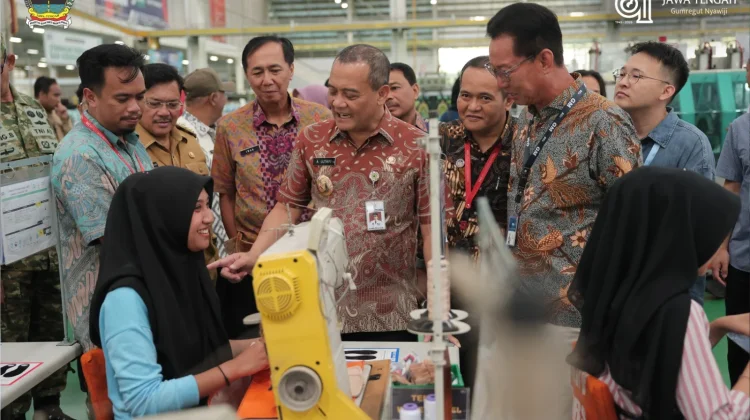 Usia 81 Tahun, Jateng Makin Sejahtera, Kemiskinan Terus Menurun