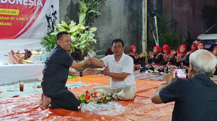 Meriah Tak Harus Mewah, Warga Rembang Hidupkan Tirakatan dengan Gotong Royong