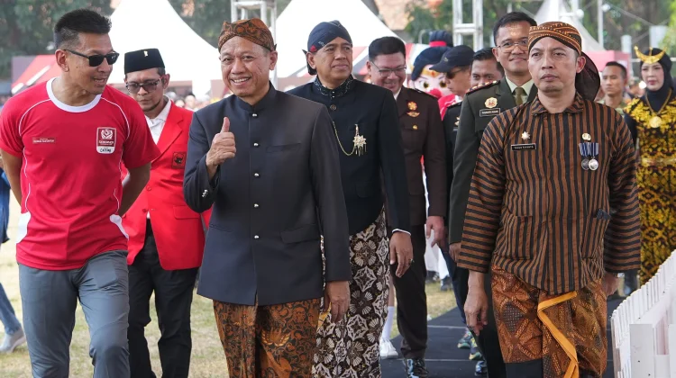 Bupati Kudus Buka Srikandi Fair untuk Meriahkan Srikandi Merdeka Cup
