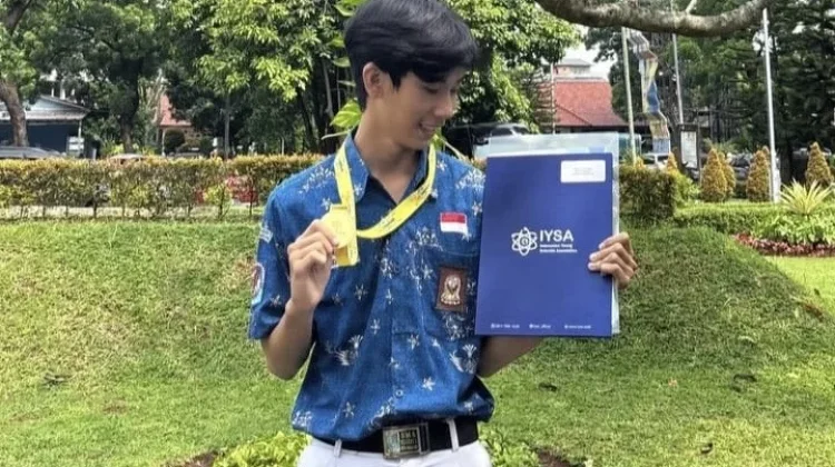Isi Kemerdekaan dengan Prestasi, Pelajar Semarang Dorong Anak Muda Berinovasi