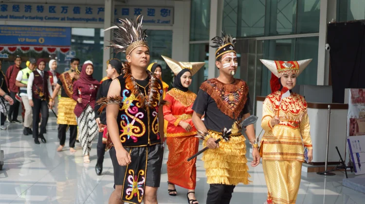 Bandara Ahmad Yani Hadirkan Parade Budaya di HUT Kemerdekaan RI