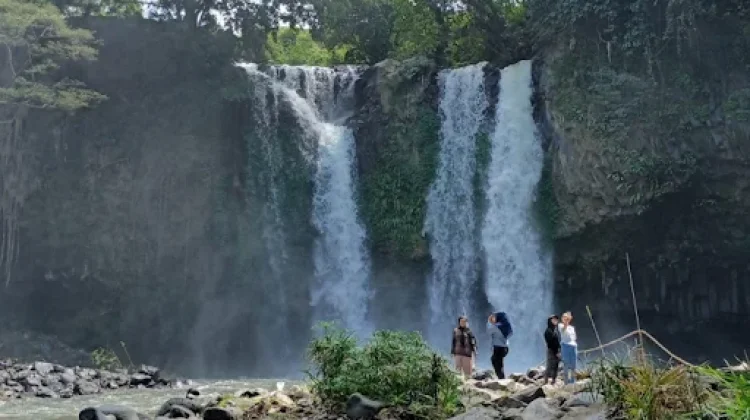 Pesona Curug Bengkawah yang Memikat Wisatawan