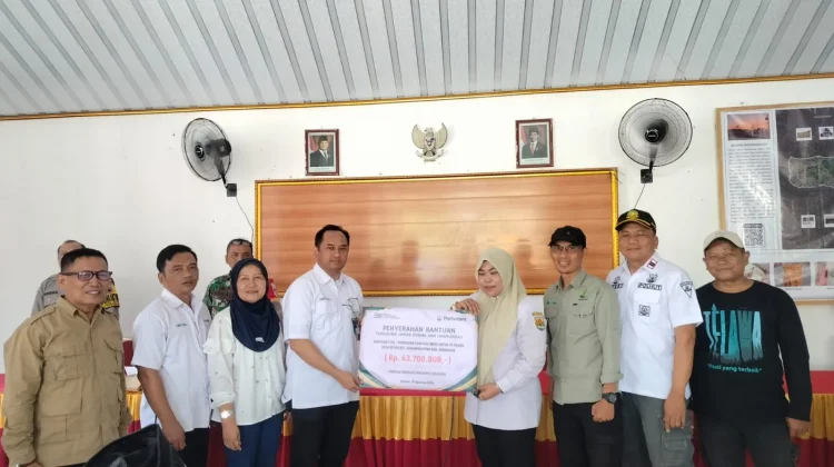 Tingkatkan Akses Sanitasi Warga Grobogan, Perhutani Salurkan Bantuan Rp63,7 Juta