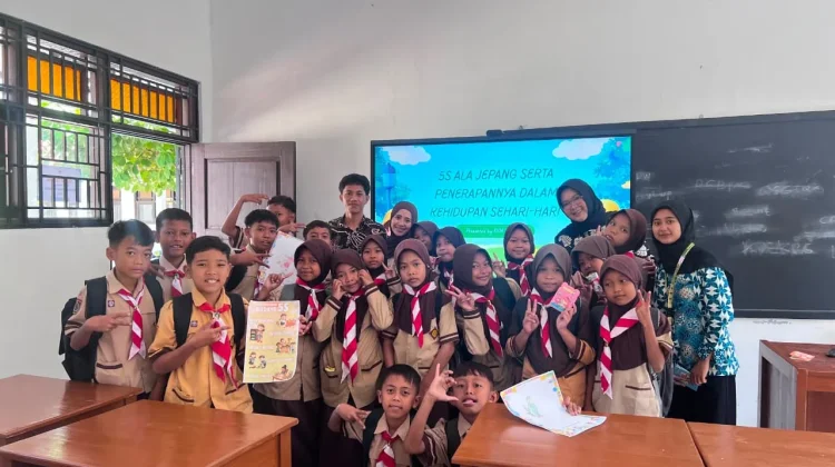 Tumbuhkan Kebiasaan Positif, KKN Undip Kenalkan Budaya 5S ke Siswa SDN 3 Sidokare