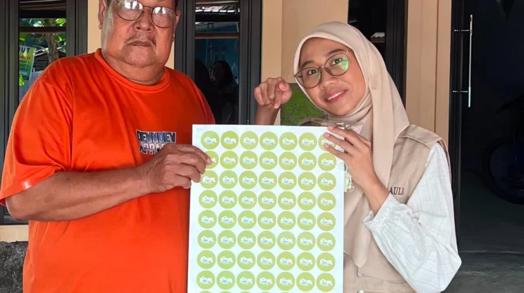 Mahasiswa Undip Dampingi UMKM Sidokare Perkuat Identitas dan Pemasaran Digital