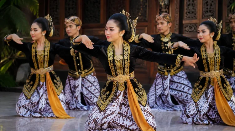 Bukan Sekadar Menari, Tari Tradisional Jadi Media Pendidikan Karakter