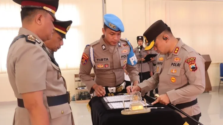 Polres Kudus Rotasi Dua Kapolsek, Kapolres Tekankan Pemetaan Kerawanan