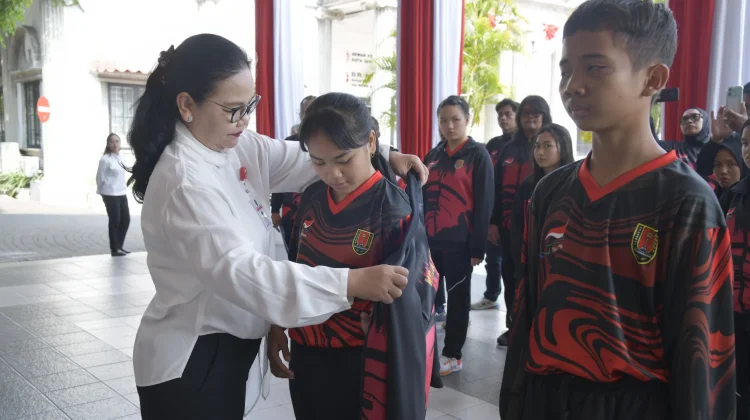 Wali Kota Agustina Lepas Atlet PEPARPEDA Semarang