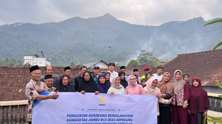 Tim Unnes Dorong Petani Sepakung Terapkan Ekonomi Sirkular