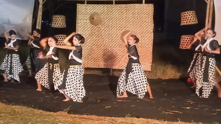 Pesta Rakyat Songo Koma Songo Satukan Seni dan UMKM