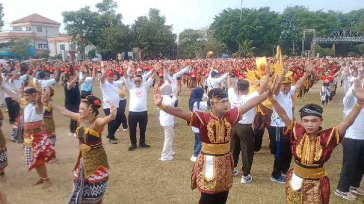 Adi Loka, Kolosal Seribu Penari Hiasi Kabupaten Pati