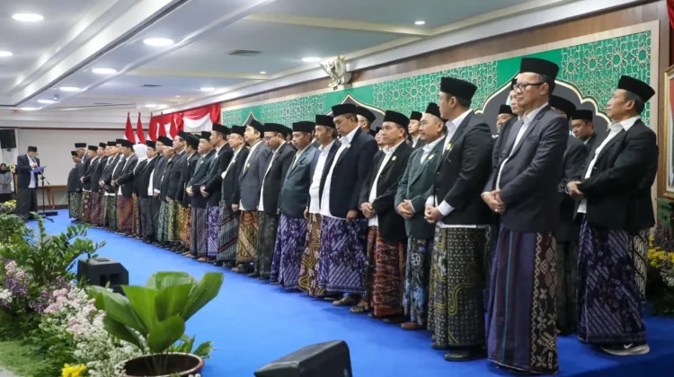 Kukuhkan Pengurus MUI Jateng, Ahmad Luthfi Dorong Kolaborasi untuk Kesejahteraan