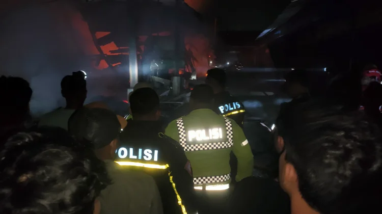 Pasar Desa Sedo Demak Terbakar, 62 Kios Terdampak dan Kerugian Capai Rp1,2 Miliar