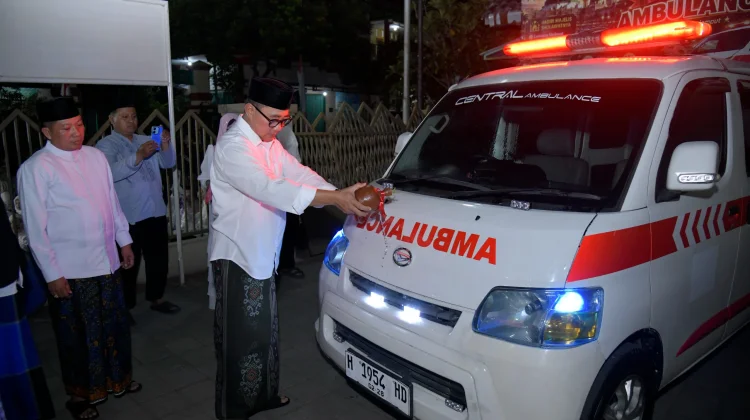 Gotong Royong, Jemaah Masjid di Kalipancur Hadirkan Ambulans Umat untuk Warga