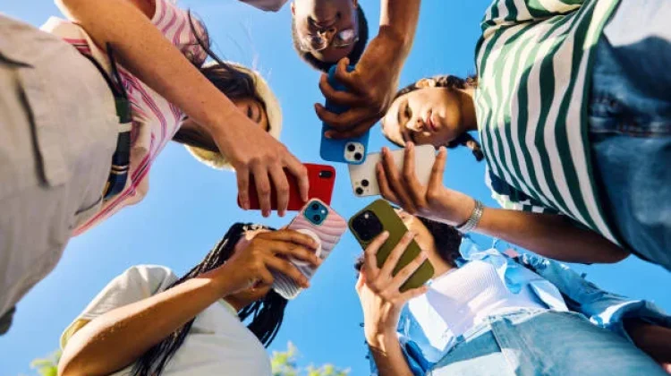 FOMO Tak Selalu Buruk, Bisa Jadi Pintu Gen Z Kenal Budaya Indonesia