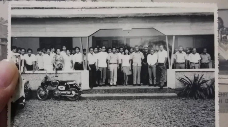 Bukan Sekadar Gaya, Ini Alasan Foto Zaman Dulu Hitam Putih