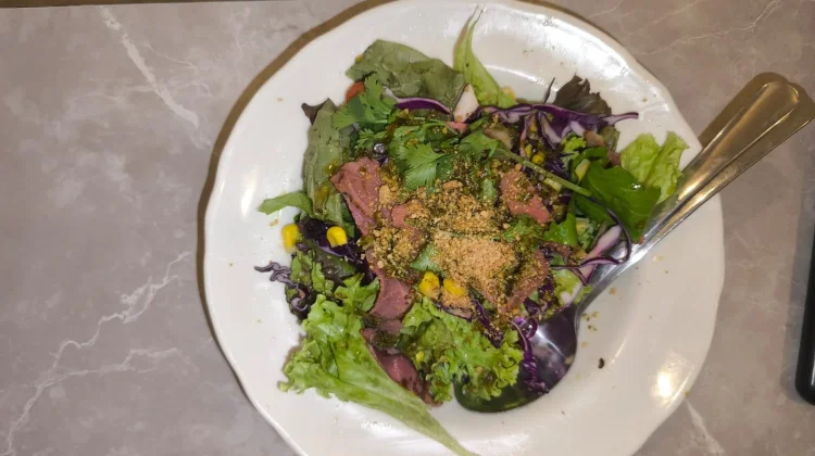 Cara Membuat Salad Sayur Ala Thailand di Rumah