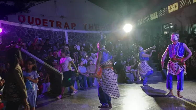 Aksi Punokawan Guncang Wayang On The Street