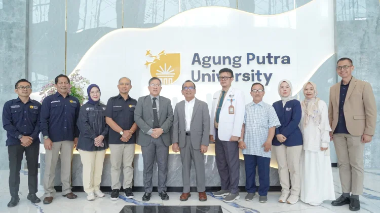 Menko PMK Pratikno Isi Pembekalan Mahasiswa Baru Agung Putra University Semarang