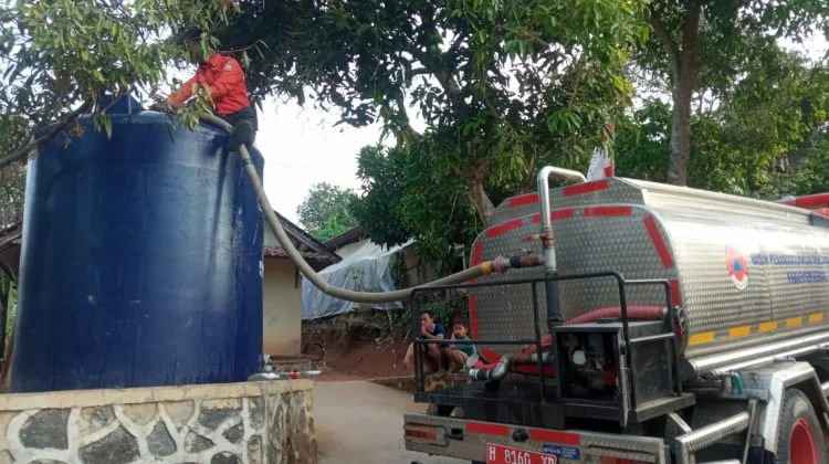 Lima Desa Terdampak Kekeringan, BPBD Kendal Rutin Kirim Bantuan Air Bersih