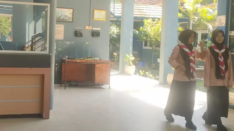Ratusan Siswa SMAN 1 Lasem Izin Sakit, Pascadugaan Keracunan MBG