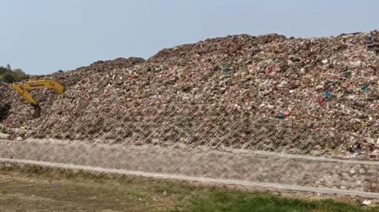 Paguyuban Desak DLH Kabupaten Pati Atasi Overload Sampah