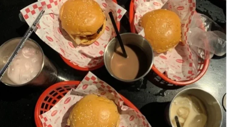 Inovasi Burger Perkaya Pilihan Kuliner