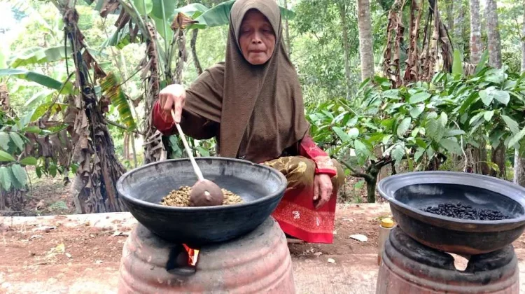 Ruwat Rawat Kopi, Wujud Syukur Hasil Panen Kopi Dusun Kepatran Magelang