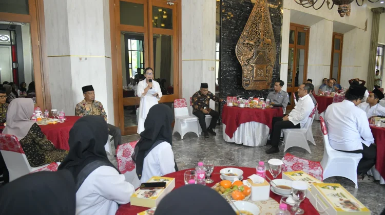 Siap Jadi Tuan Rumah, Wali Kota Semarang Bekali 16 Anggota Kafilah MTQ XXXI