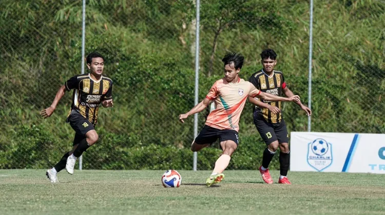 Pulang ke Surabaya, Akbar Firmansyah Siap Bela Kendal Tornado FC