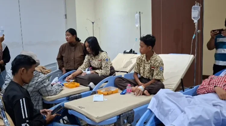 Puluhan Anak Masih Dirawat Akibat Keracunan MBG