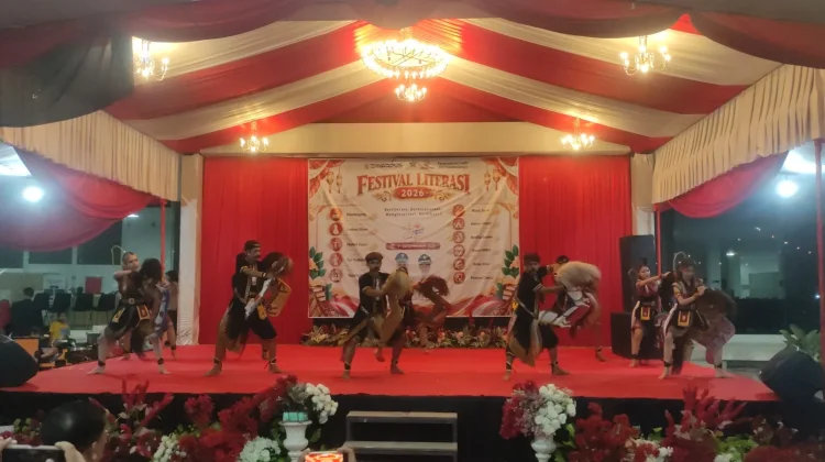 Pentas Seni Ramaikan Festival Literasi Kabupaten Kendal