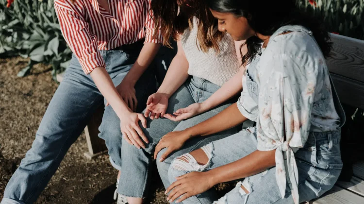 Psychological First Aid Jadi Langkah Pertolongan Awal Masalah Psikologis