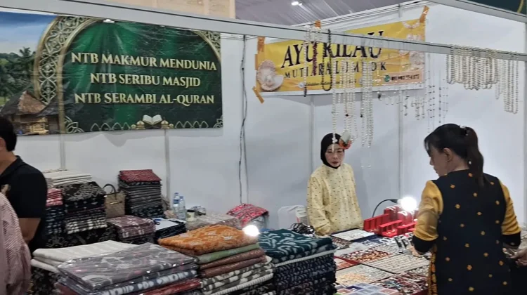 Mutiara dan Songket Lombok Unjuk Gigi di Pameran MTQ Nasional XXXI