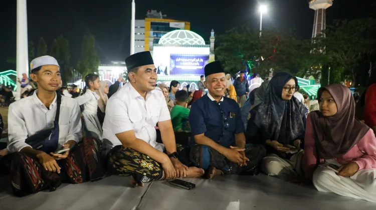 Nonton Bareng Lomba MTQ, Ribuan Warga Padati Simpang Lima hingga Malam Hari