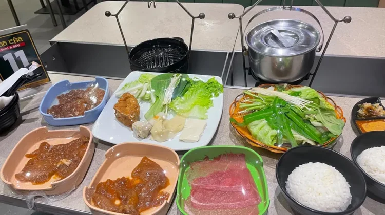 Menikmati Suki dan BBQ saat Berkumpul bersama Keluarga