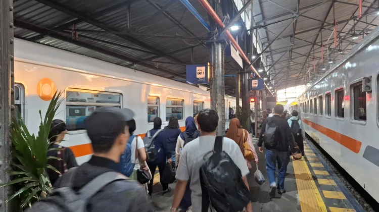 Penutupan MTQ, Pelanggan Antisipasi Kepadatan Lalin ke Stasiun Tawang dan Poncol