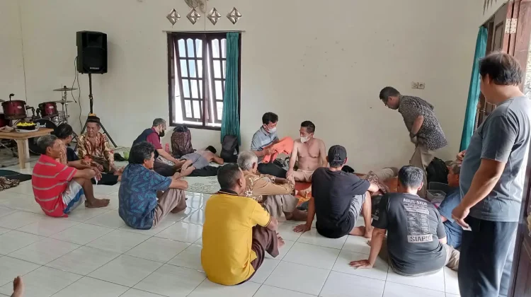 60 Warga Kalices Diterapi Bina Sehat