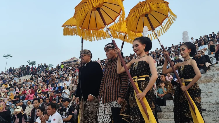 Sendratari Wanara Alas Roban Bawa Seniman dan UMKM ke Panggung Industri