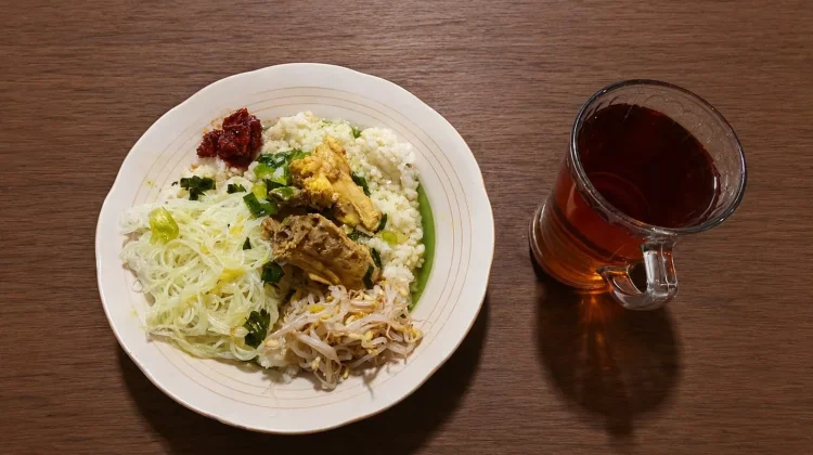 Simak Fakta Minum Es Teh setelah Makan