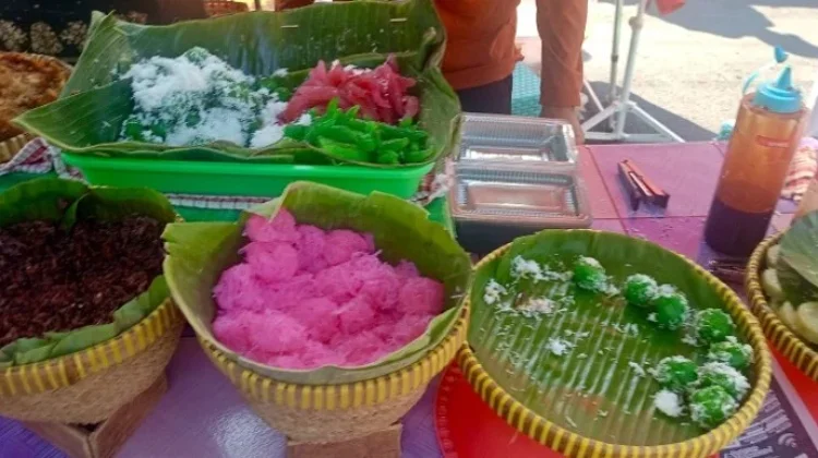Mengapa Jajanan Tradisional Jarang Menggunakan Tepung Terigu?