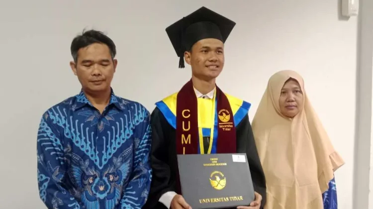 Farid Ashar Raih Gelar Sarjana Tanpa Skripsi, Buat Gmae Roblox untuk Matematika