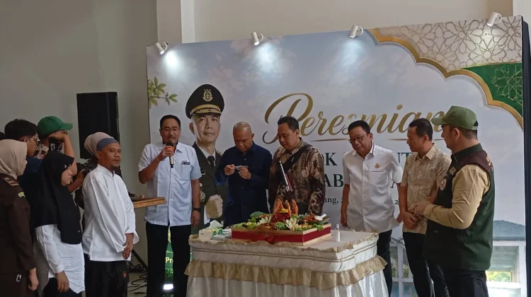 Pertama di Indonesia, Kejaksaan Inisiasi Kartu Donor Darah Braille Bagi Tunanetra